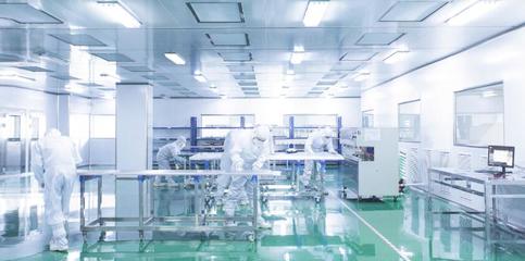 寧波江豐電子材料股份創(chuàng)建于 2005 年,是專業(yè)從事超高純金屬濺射靶材研發(fā)、生產(chǎn)和銷售的高新技術(shù)企業(yè),先后承擔(dān)了國家 02 重大專項(xiàng)、863 重大專項(xiàng)等國家級(jí)產(chǎn)業(yè)化項(xiàng)目。公司于 2017 年 6 月 15 日在深圳證券交易所成功上市,股票代碼為 300666。